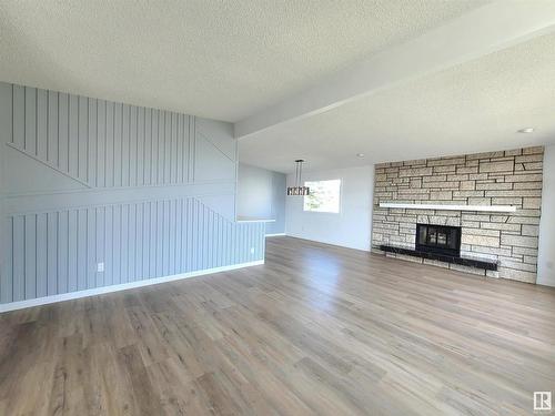 13324 79 Street, Edmonton, AB - Indoor With Fireplace