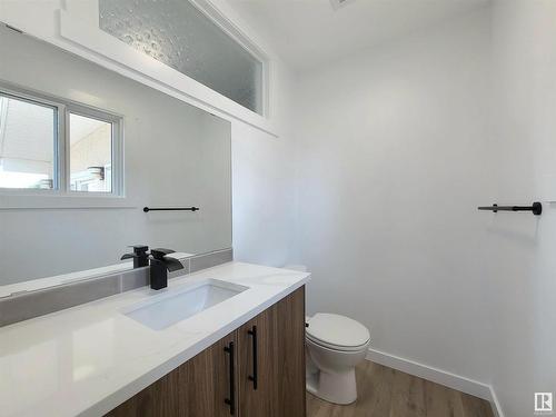 13324 79 Street, Edmonton, AB - Indoor Photo Showing Bathroom