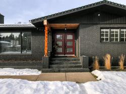 8812 140 Street  Edmonton, AB T5R 0J2