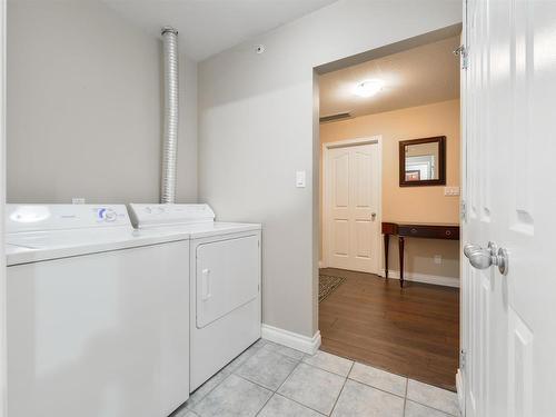 Edmonton, AB - Indoor Photo Showing Laundry Room