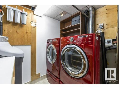 17 Waverly Drive, St. Albert, AB - Indoor Photo Showing Laundry Room