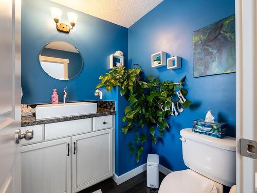 8611 Summerside Grande Boulevard, Edmonton, AB - Indoor Photo Showing Bathroom