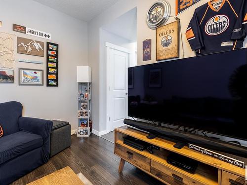 8611 Summerside Grande Boulevard, Edmonton, AB - Indoor Photo Showing Living Room