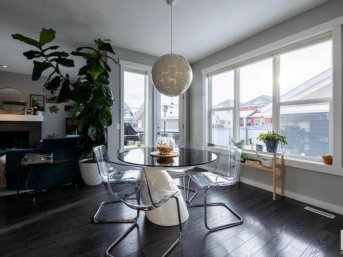 8611 Summerside Grande Boulevard, Edmonton, AB - Indoor Photo Showing Dining Room