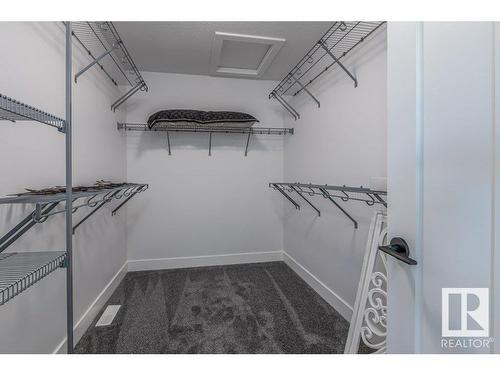 4 Hull Wynd, Spruce Grove, AB - Indoor With Storage