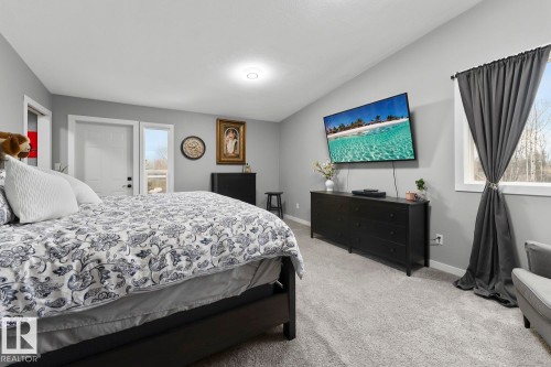 63320 Rge Rd 454, Rural Bonnyville M.D., AB - Indoor Photo Showing Bedroom