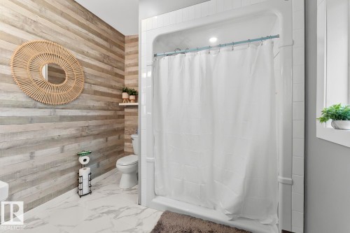 63320 Rge Rd 454, Rural Bonnyville M.D., AB - Indoor Photo Showing Bathroom