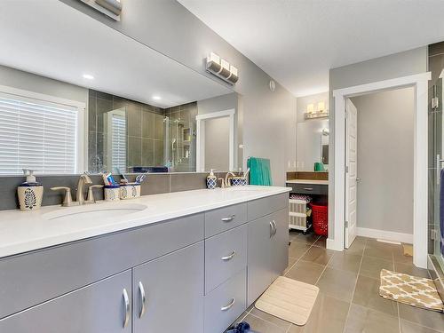 3578 Cherry Landing, Edmonton, AB - Indoor Photo Showing Bathroom