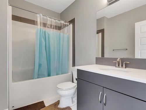 3578 Cherry Landing, Edmonton, AB - Indoor Photo Showing Bathroom