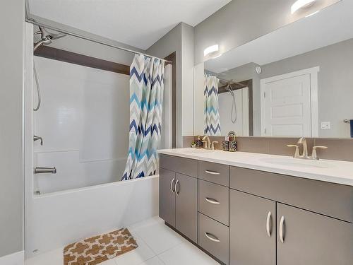 3578 Cherry Landing, Edmonton, AB - Indoor Photo Showing Bathroom