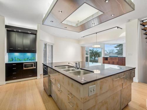 8771 Strathearn Drive, Edmonton, AB - Indoor Photo Showing Kitchen With Double Sink With Upgraded Kitchen