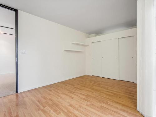 8771 Strathearn Drive, Edmonton, AB - Indoor Photo Showing Other Room