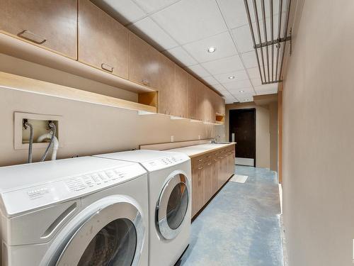 8771 Strathearn Drive, Edmonton, AB - Indoor Photo Showing Laundry Room