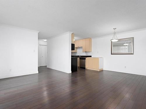 101 10520 80 Avenue, Edmonton, AB - Indoor