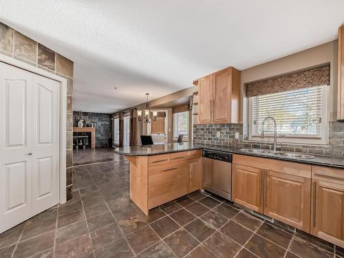 351 Bulyea Road, Edmonton, AB - Indoor Photo Showing Kitchen