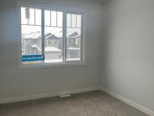 17712 74 Street, Edmonton, AB - Indoor Photo Showing Other Room