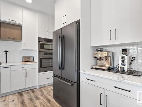 17119 46 Street, Edmonton, AB - Indoor Photo Showing Kitchen