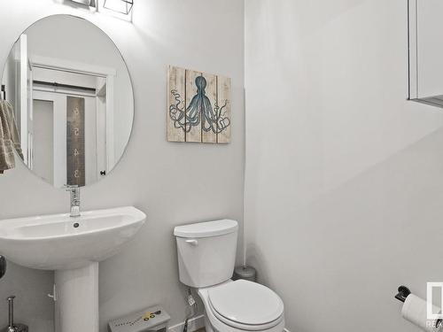 17119 46 Street, Edmonton, AB - Indoor Photo Showing Bathroom