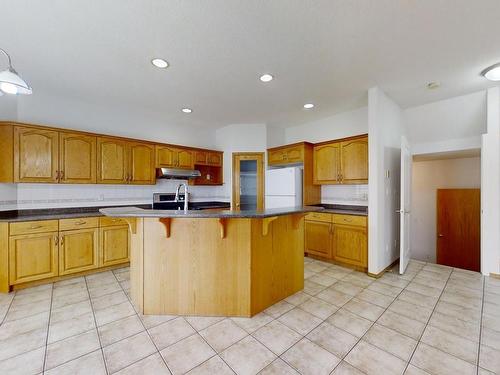 3516 29 Street, Edmonton, AB - Indoor Photo Showing Kitchen