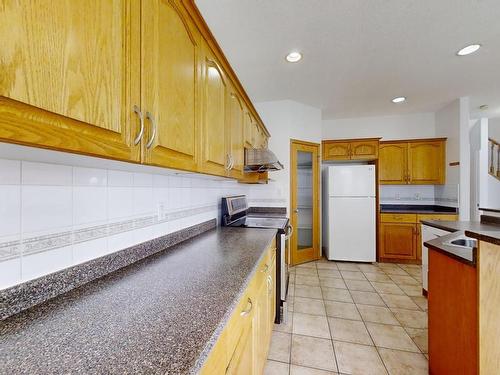 3516 29 Street, Edmonton, AB - Indoor Photo Showing Kitchen