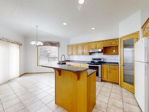 3516 29 Street, Edmonton, AB - Indoor Photo Showing Kitchen