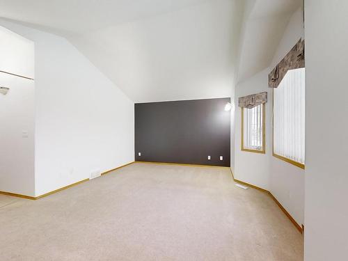 3516 29 Street, Edmonton, AB - Indoor Photo Showing Other Room