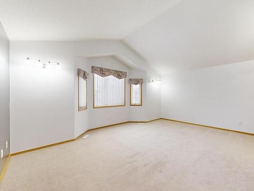 3516 29 Street, Edmonton, AB - Indoor Photo Showing Other Room