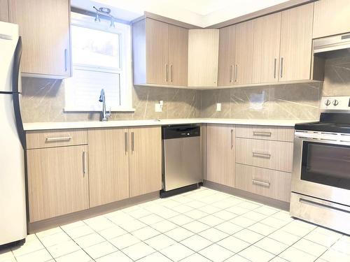 12427 96 Street, Edmonton, AB - Indoor Photo Showing Kitchen