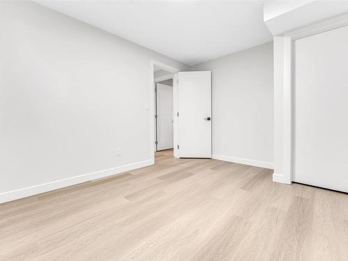 525 Jellett Way, Edmonton, AB - Indoor Photo Showing Other Room