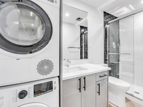 525 Jellett Way, Edmonton, AB - Indoor Photo Showing Laundry Room