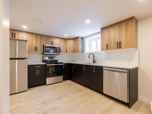 10819 92 Street, Edmonton, AB - Indoor Photo Showing Kitchen