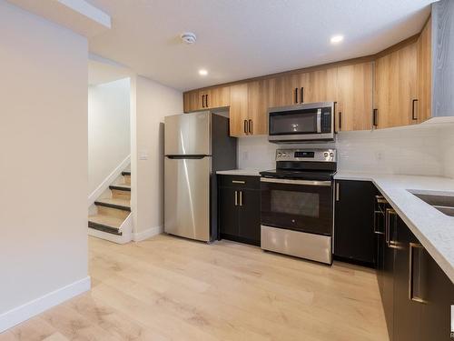 10819 92 Street, Edmonton, AB - Indoor Photo Showing Kitchen