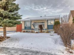 9912 170 Avenue  Edmonton, AB T8X 3G2