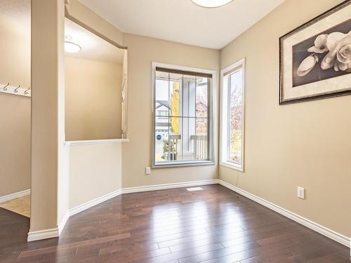 5932 12 Avenue, Edmonton, AB - Indoor Photo Showing Other Room