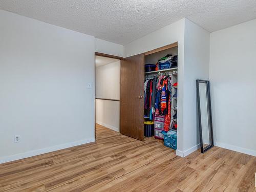 305 Lancaster Terrace, Edmonton, AB - Indoor Photo Showing Other Room