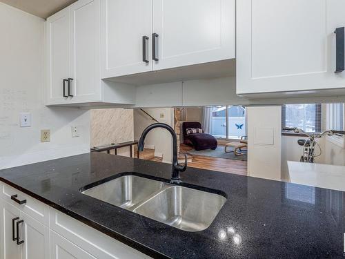 305 Lancaster Terrace, Edmonton, AB - Indoor Photo Showing Kitchen With Double Sink