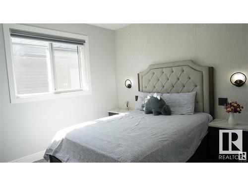 707 180 Street, Edmonton, AB - Indoor Photo Showing Bedroom