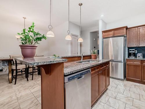 79 13825 155 Avenue Nw, Edmonton, AB - Indoor Photo Showing Kitchen With Stainless Steel Kitchen