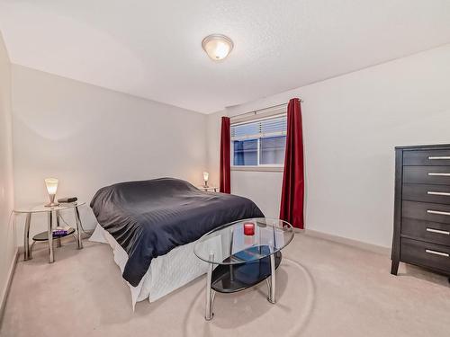 79 13825 155 Avenue Nw, Edmonton, AB - Indoor Photo Showing Bedroom