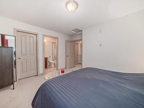 79 13825 155 Avenue Nw, Edmonton, AB - Indoor Photo Showing Bedroom