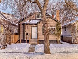 11527 97 Street  Edmonton, AB T5G 1X7