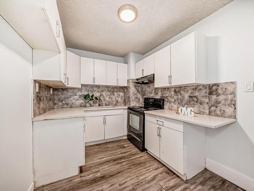 11527 97 Street, Edmonton, AB - Indoor Photo Showing Kitchen