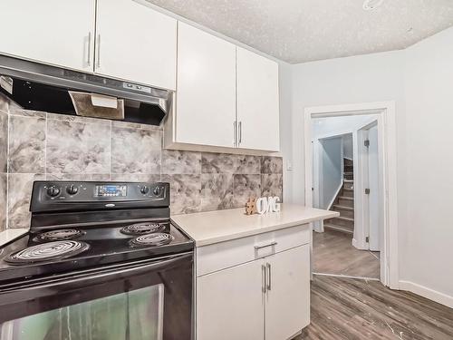 11527 97 Street, Edmonton, AB - Indoor Photo Showing Kitchen