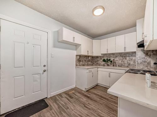 11527 97 Street, Edmonton, AB - Indoor Photo Showing Kitchen