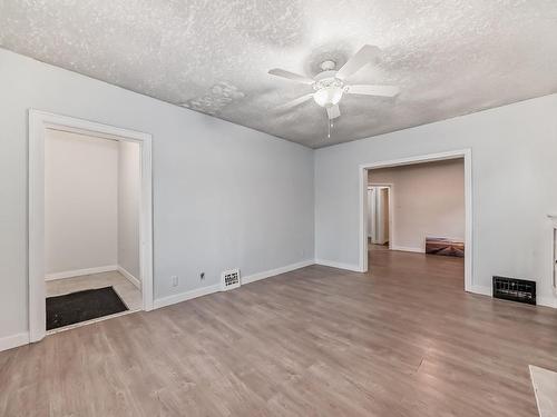 11527 97 Street, Edmonton, AB - Indoor Photo Showing Other Room