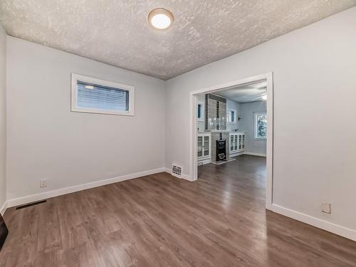 11527 97 Street, Edmonton, AB - Indoor Photo Showing Other Room