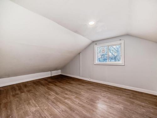 11527 97 Street, Edmonton, AB - Indoor Photo Showing Other Room