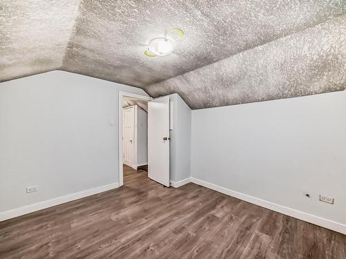 11527 97 Street, Edmonton, AB - Indoor Photo Showing Other Room