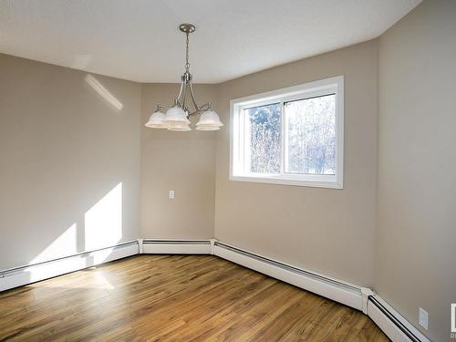 106 9854 88 Avenue, Edmonton, AB - Indoor Photo Showing Other Room