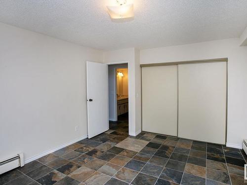 106 9854 88 Avenue, Edmonton, AB - Indoor Photo Showing Other Room